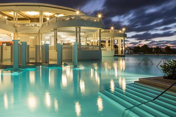 Private Transfer from MontegoBay Airport to Lucea/Grand Palladium - Who Will Love This Service?