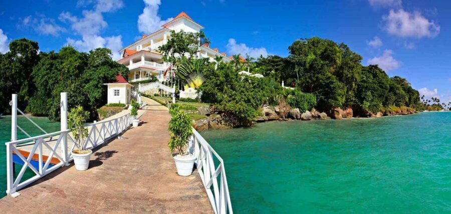 Samaná: Catamaran Cruise with Bacardi Island Visit - The Overall Value and Considerations