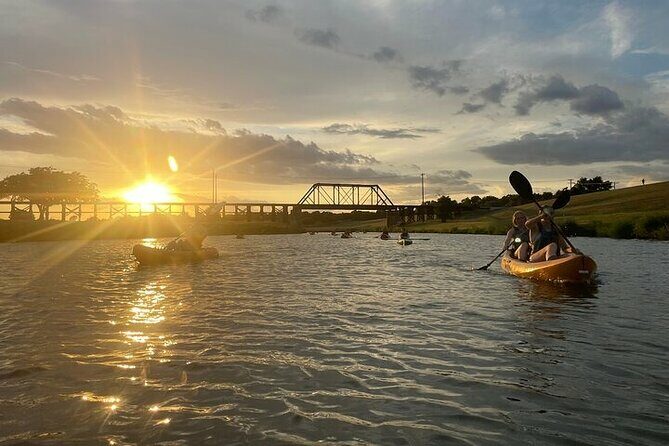 Tandem (2 person) Kayak Rental - The Paddling Experience