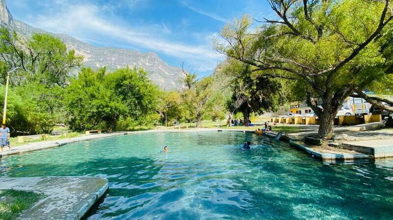 Tour "Grutas Bustamante" + Guía + Transfer + Tickets - Practical Details and Tips