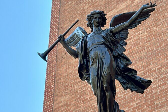 A Self Guided Audio Tour of Ottawa's Hidden History - Why Is This Tour Worth Considering?