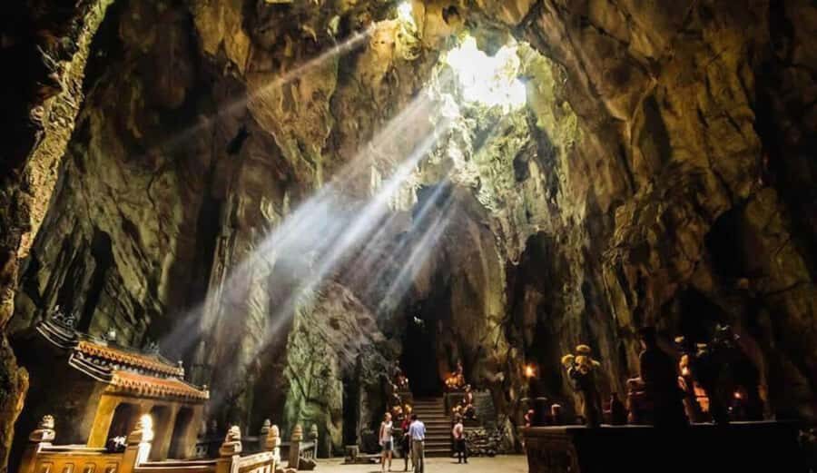 Am Phu Cave-Marble Mountains & Monkey Mountains Sunset Trip - Exploring the Marble Mountains