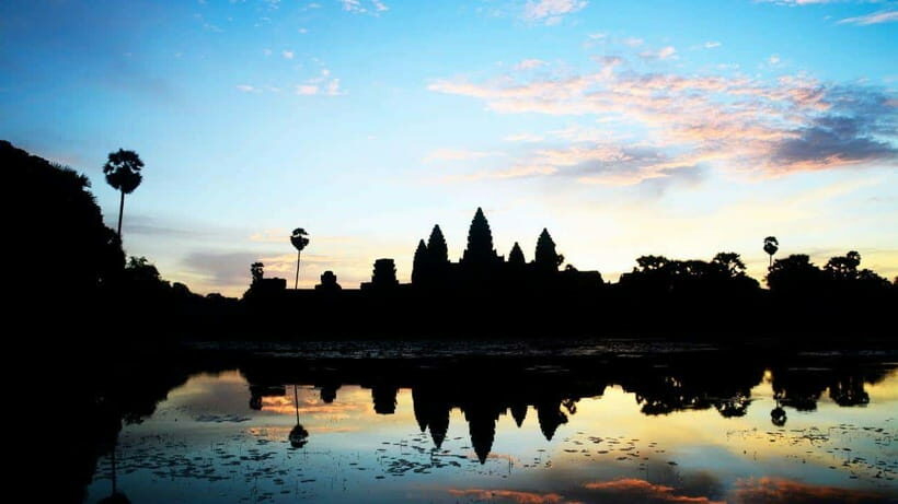 Angkor Wat: Sunrise 2.5 Days with Tonle Sap Lake Tour - Transportation, Group Size, and Price Analysis