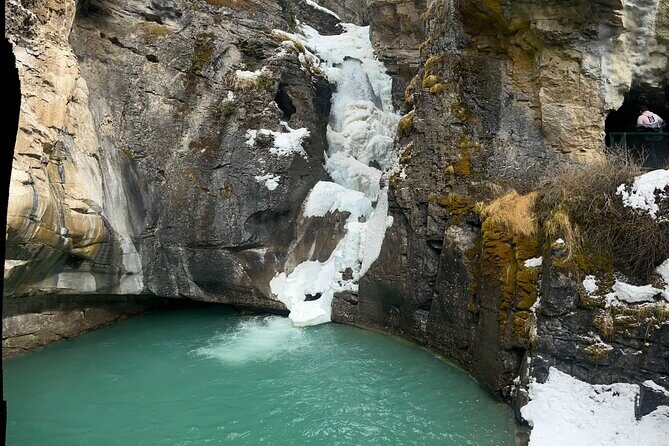 Banff and Yoho Rocky Mountain Discovery Day Tour from Calgary - Natural Bridge