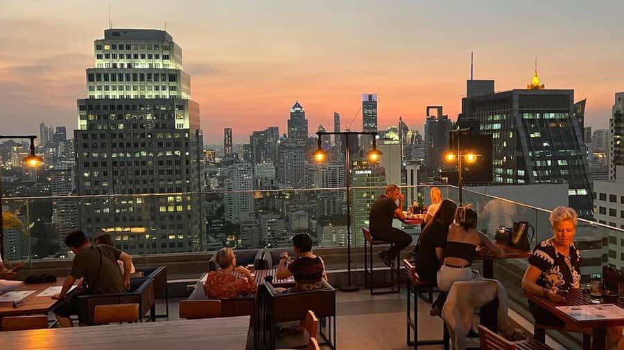 Bangkok: Rooftop Bar, Live Music, & Club Crawl Tour - The Itinerary: What to Expect at Each Stop