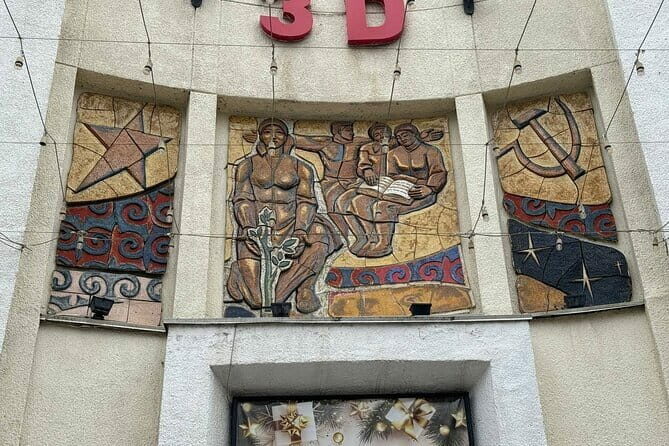 Bishkek : USSR History , Soviet Architects , Statues & Mosaics - Authentic Insights from Reviews