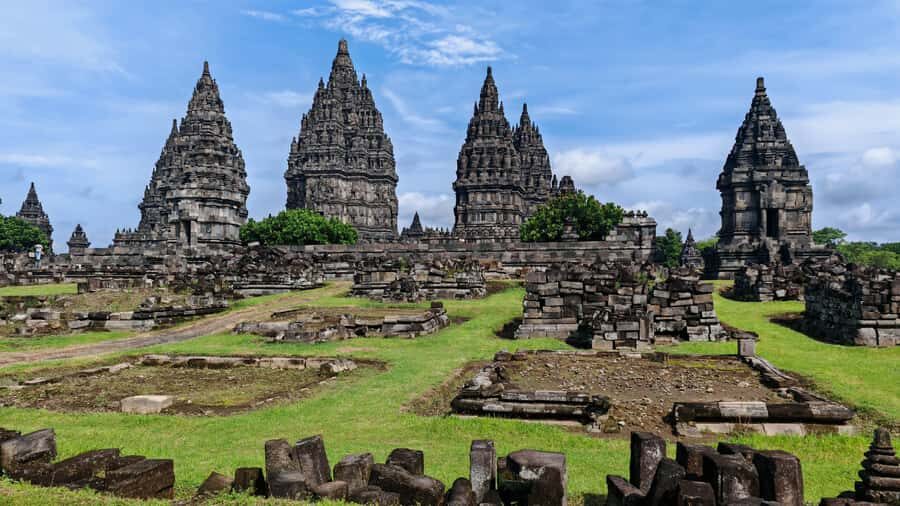 Borobudur Climb (Structure) & Prambanan Temple Guide Tour - The Value of Guided Access and Local Expertise