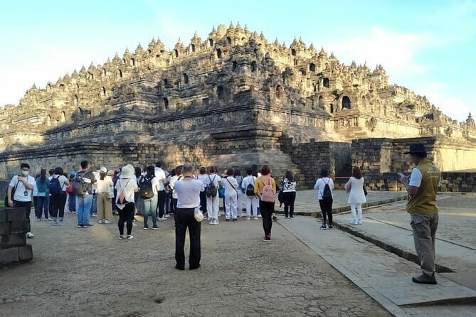 Borobudur Private Excursion From Semarang (Upper level access) - The Experience: What You Can Expect