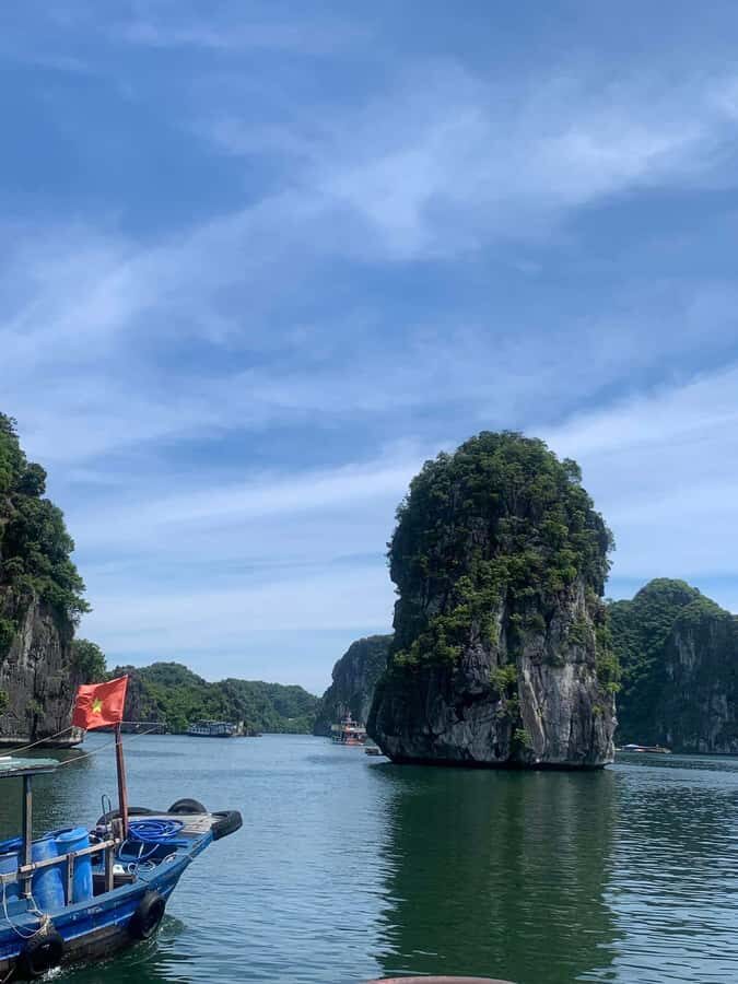 Cat Ba: Lan Ha and Ha Long Bay Boat Tour with Kayaking, Cave - Why This Tour Works for Travelers
