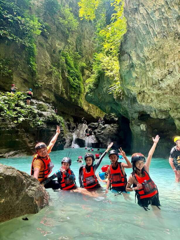 Cebu: Kawasan Falls Canyoneering & Zipline Experience - The Value of This Tour