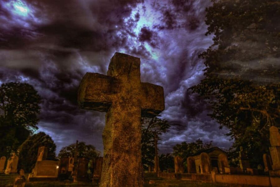 Chains, Coffins, & Curses: Charlottesville Ghost Tours - The Sum Up