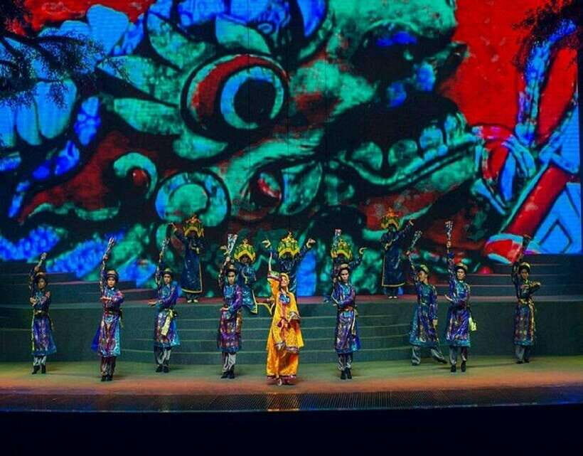 Charming Da Nang Show: Culture, History, Art Vietnamese Show - The Theatre and Seating Experience