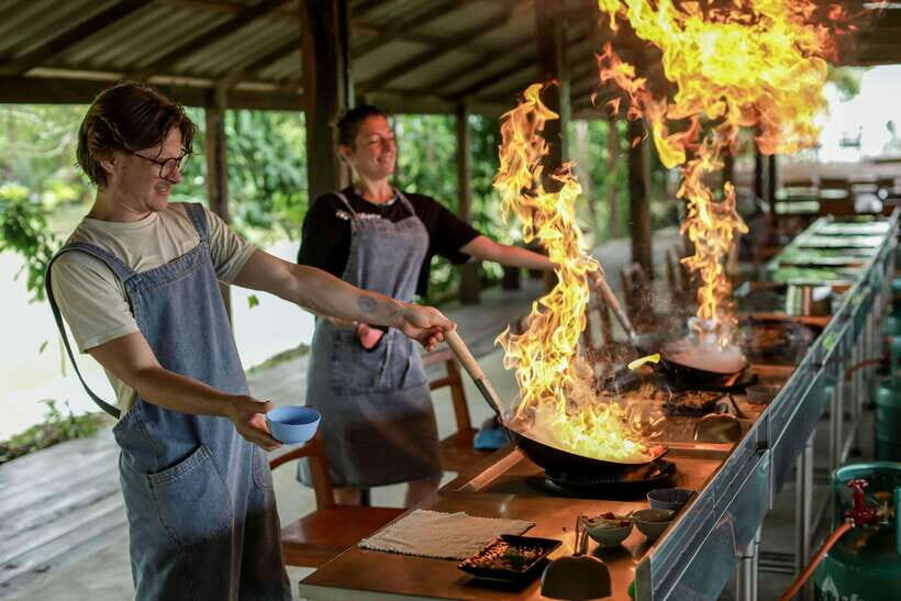 Chiang Mai: HALF-DAY COOKING COURSE at a Thai Cooking Farm - Authenticity and Quality