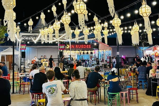 Chiang Mai: Ladyboy Cabaret Stories, Dinner and Sparkle - Itinerary Breakdown: From Markets to Sparkle