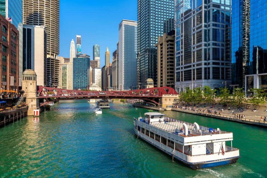 Chicago Premium Driving Tour with River Boat Cruise - Who Will Love This Tour?