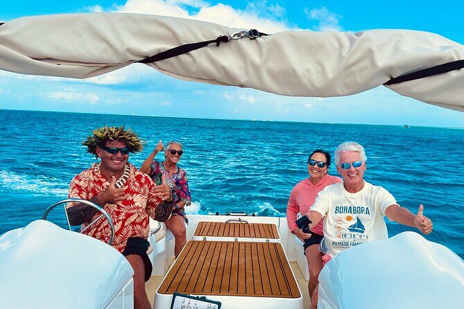 Crazy sea horse Bora Bora Comfortable boat, snorkeling and lunch - Snorkeling with Rays and Sharks