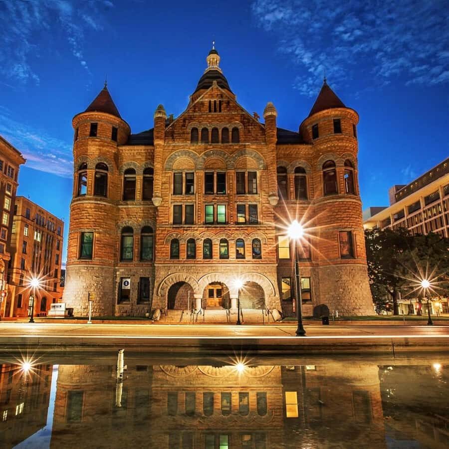 Dallas: Sinister Strolls True Crime Walking Tour - An In-Depth Look at the Experience