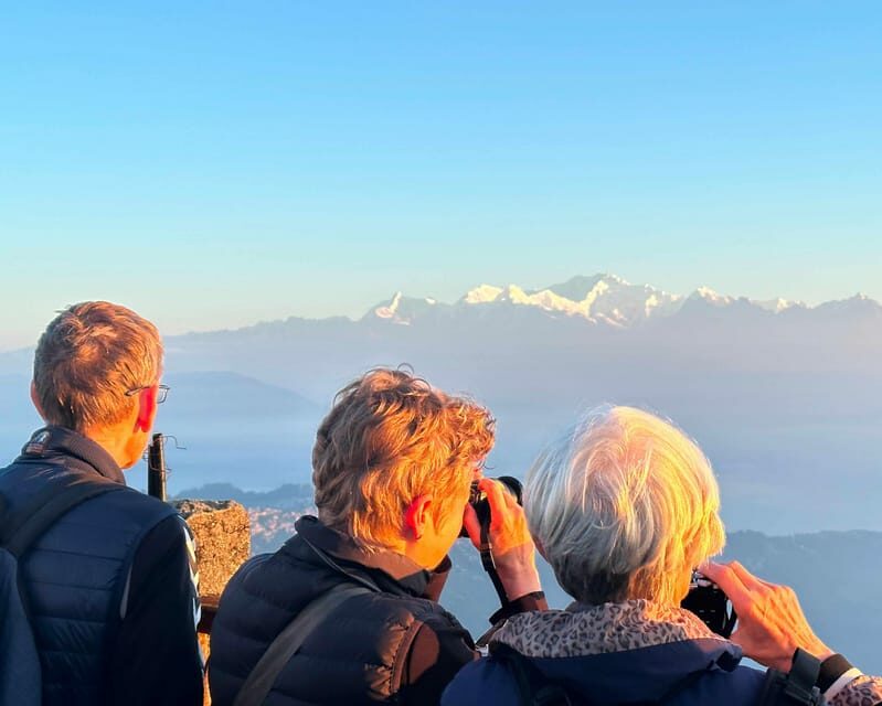 Darjeeling: Tiger Hill Sunrise Hike  Guided Day Trip - An In-Depth Look at the Tiger Hill Sunrise Hike