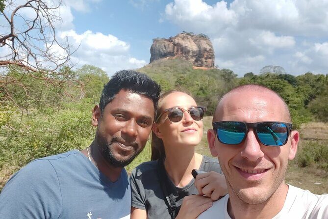 Day Tour from dambulla to Sigiriya & Polonnaruwa - Authentic Experiences and Traveler Feedback