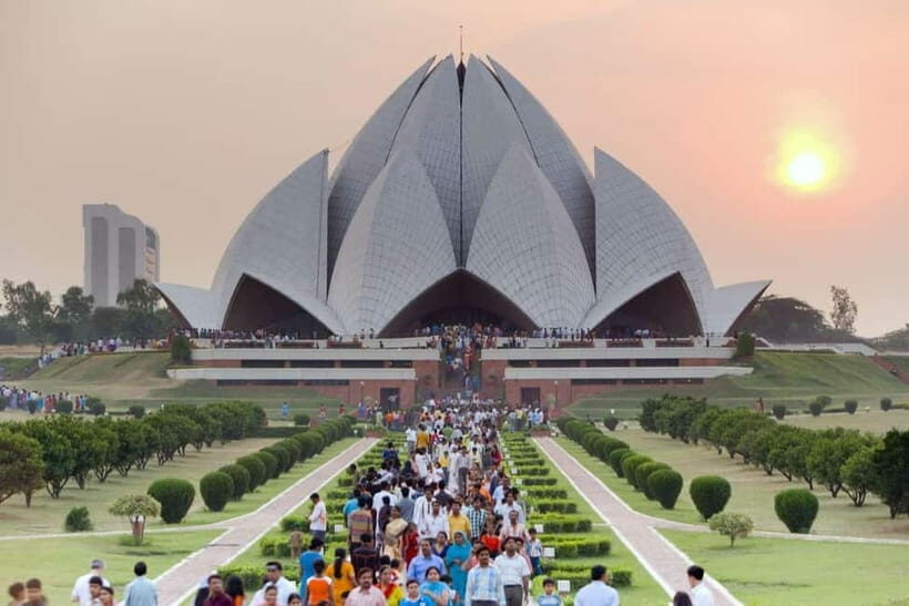 Delhi Private Full or Half Day Old and New Delhi City Tour - Transportation and Comfort