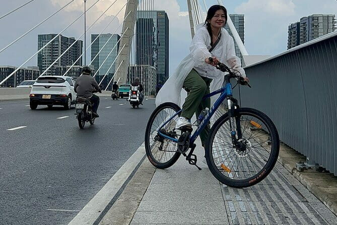 Discover Ho Chi Minh Citys Street Food & Hidden Life by Bicycle - Tasting the Flavors of Vietnam