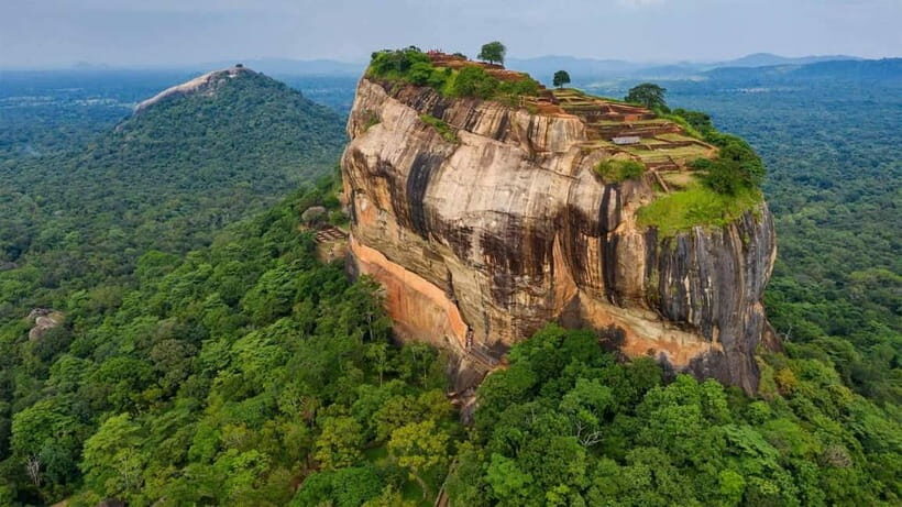 Discover Sri Lanka: 5-Day Cultural & Coastal Tour - Cultural and Culinary Delights in Kandy