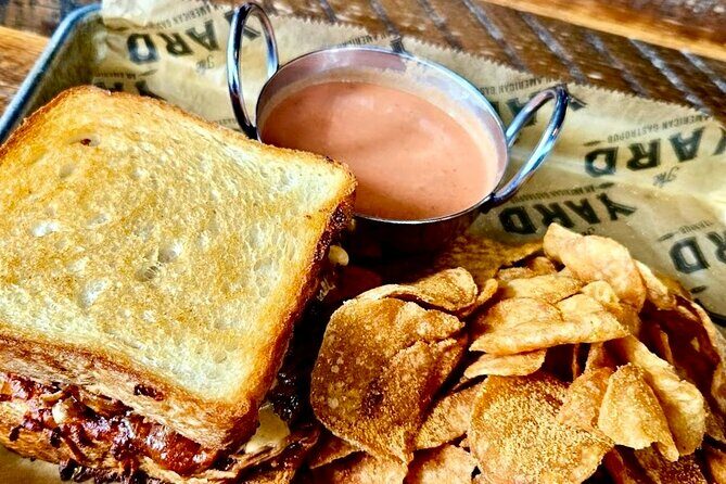 Downtown Pittsburgh Hidden Eats Food Tour with 6 Food Tastings - What Makes This Tour Stand Out?