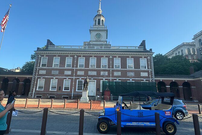 Explore Philadelphia via Vintage Car or Electric cart - Who Will Love This Tour?