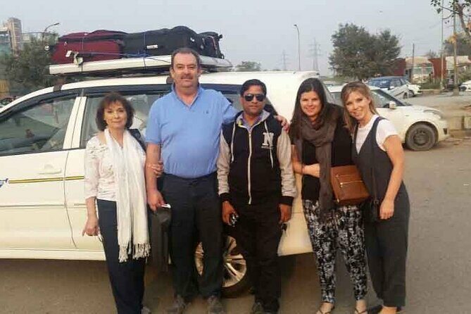 Explore Taj Mahal & Sacred MathuraVrindavan Tour From Jaipur - The Transportation & Guide Experience
