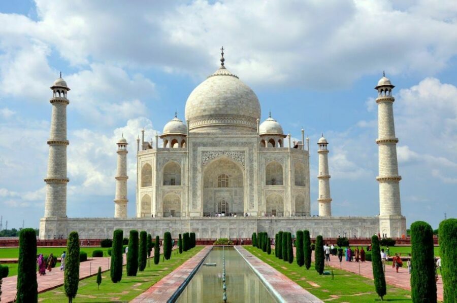 From Jaipur: Private Taj Mahal Sunrise & Agra Fort Tour - Experiencing the Taj Mahal at Sunrise