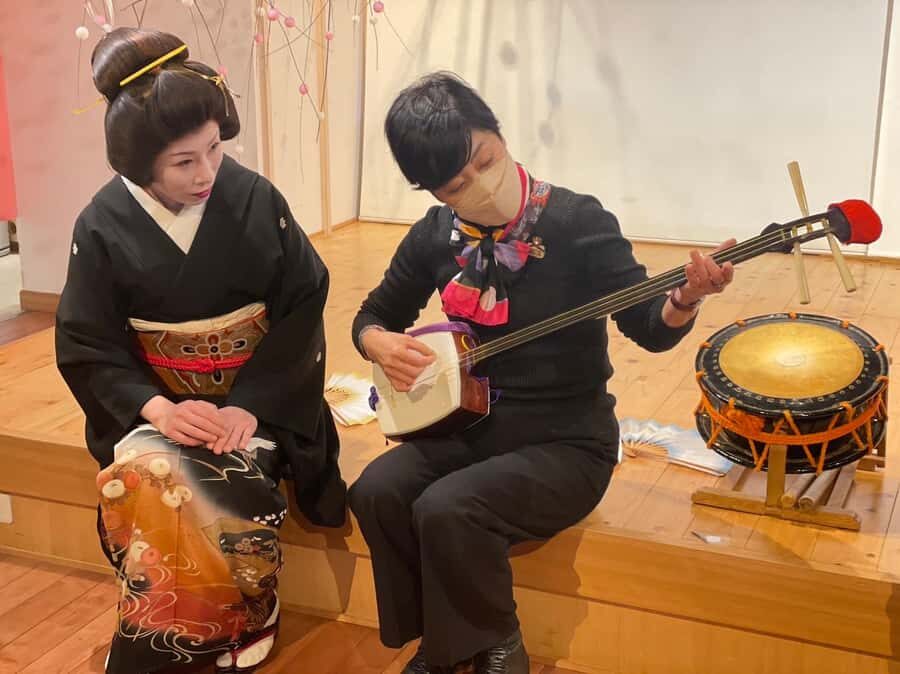 From Kobe: Kobe Beef & Arima Onsen Geisha Performance - The Practicalities: What to Expect