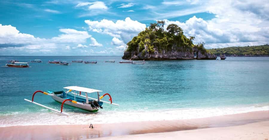 From Lembongan: Private Full-Day Highlight West Nusa Penida - The Itinerary: What to Expect Each Step of the Way