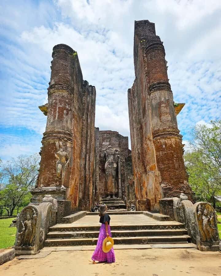 From Sigiriya: Polonnaruwa Day Tour with Minneriya Safari - Who Should Consider This Tour?
