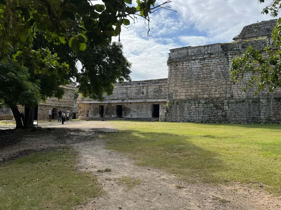 From Valladolid: Tour to Chichen Itza & 2 Cenotes - What Travelers Are Saying