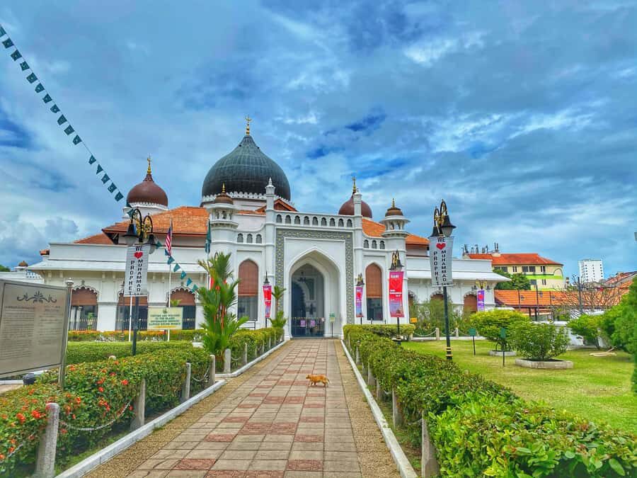 Georgetown: Culture, Forts & Reclining Buddha Half Day Tour - The Value Proposition