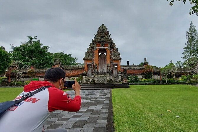 Half-Day Private Tour to Tanah Lot and Bali Royal Temple - Why This Tour Works Well