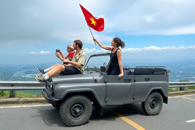 Hanoi Half-Day Backstreet Jeep Adventure - Food and Refreshments