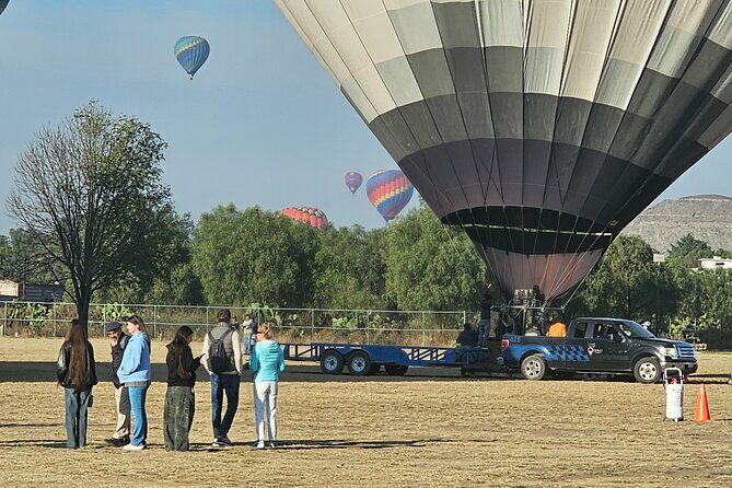 Hot Air Balloon Flight + PickupCDMX + Breakfast Included + Pyramids - The Hot Air Balloon Experience