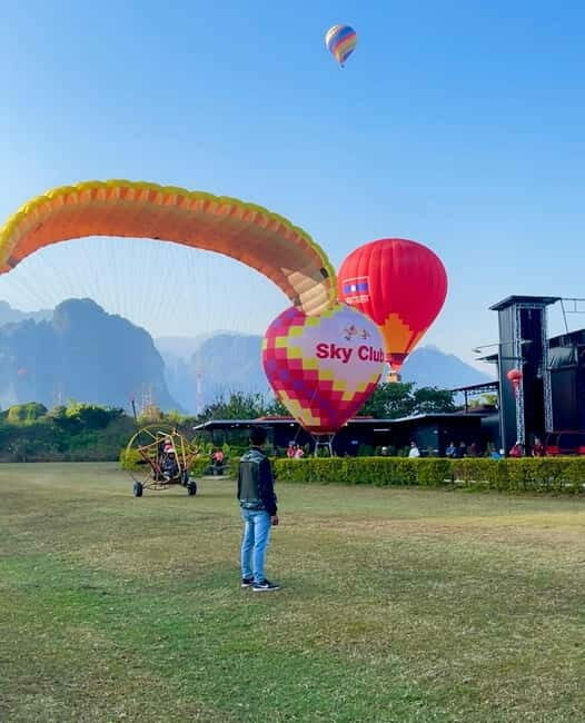 Hot Air Balloon in VangVieng pick up-drop off - The Logistics and What to Expect