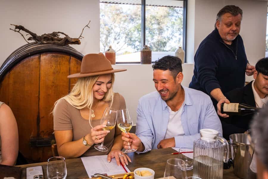 Hunter Valley: Wine Tour with 2-Course Lunch, Choc & Cheese - Indulgent Chocolate and Cheese Tastings
