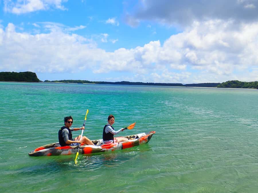 Ishigaki: Canoe or SUP at Kabira BaySnorkeling at Blue Cave - What You Can Expect from This Adventure