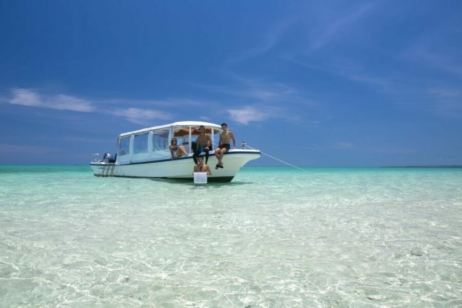 Ishigaki Island: Boat Snorkeling Tour at Phantom Island - What to Expect During the Trip