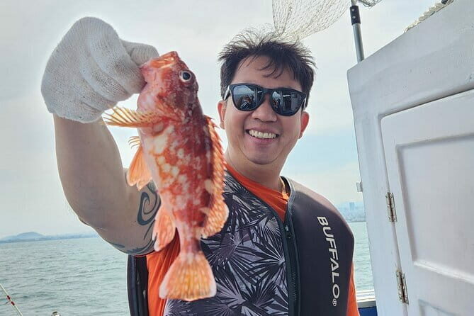 Jeju Hidden Gem Sea Boat Fishing Tour with Lunch - The Scenic Boat Ride