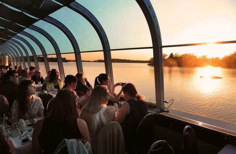 Kingston: Sunset Dinner Cruise - A Closer Look at the Experience