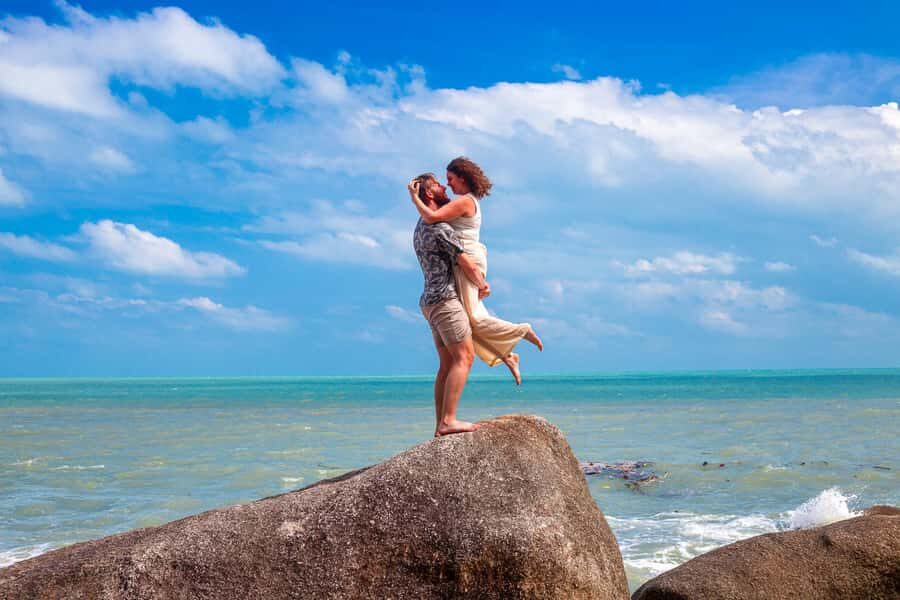 Koh Samui: Private Photoshoot for Couples & Families - Who Will Love This Experience?