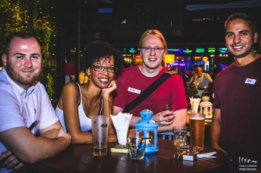 Kuala Lumpur: Nightlife Pub Crawl 3 Venues & Drinks - Moving Through Changkat