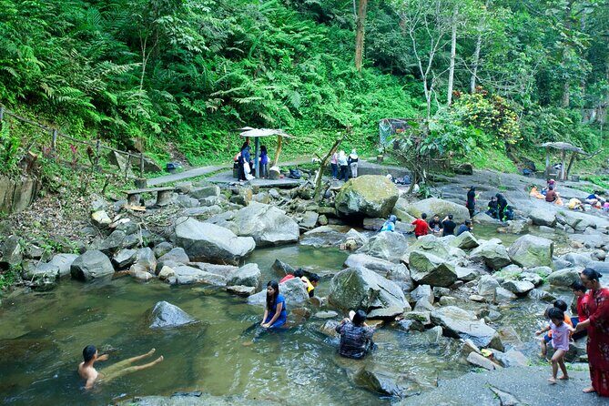 Kuala Lumpur Private Tour to Batu Caves Hotsprings And Waterfalls - FAQ