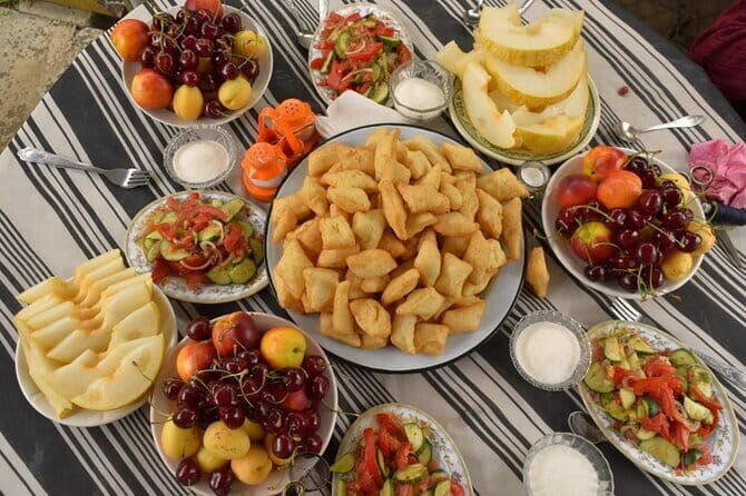 Kyrgyz Family Dinner: Meet, Eat, and Talk - A Closer Look at the Experience