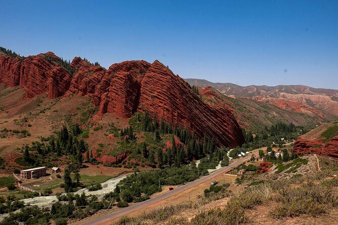 Kyrgyzstan Highland Lakes and Yurt Camps Adventure Trip - What Makes This Tour Special?
