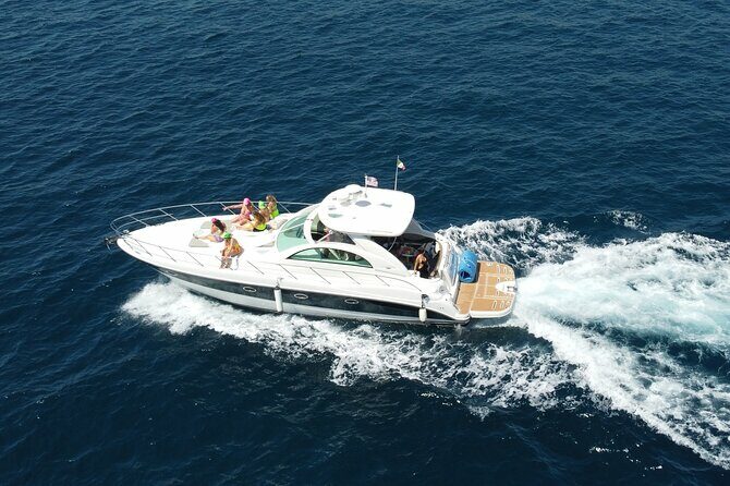 Luxury yacht for private tour EN Cabo San Lucas - Who Will Love This Tour?